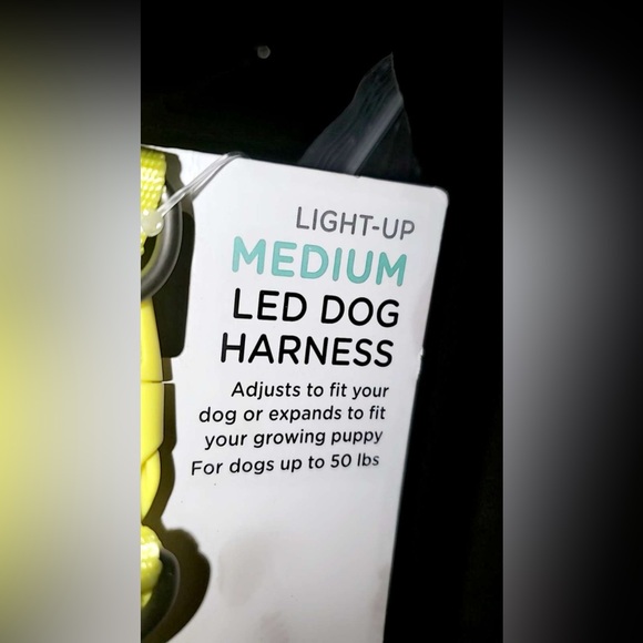 Boots & Barkley Light-Up LED | Sz:Medium Dog Rechargeable Harness | NWT | HP - Picture 5 of 9